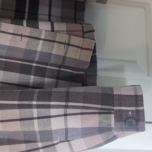 Purple flannel button-down - Picture 4 of 4